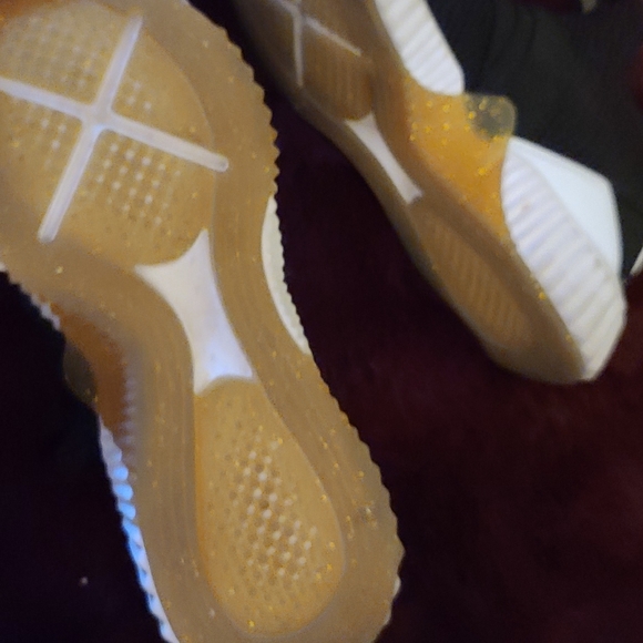 Puma - Picture 3 of 7